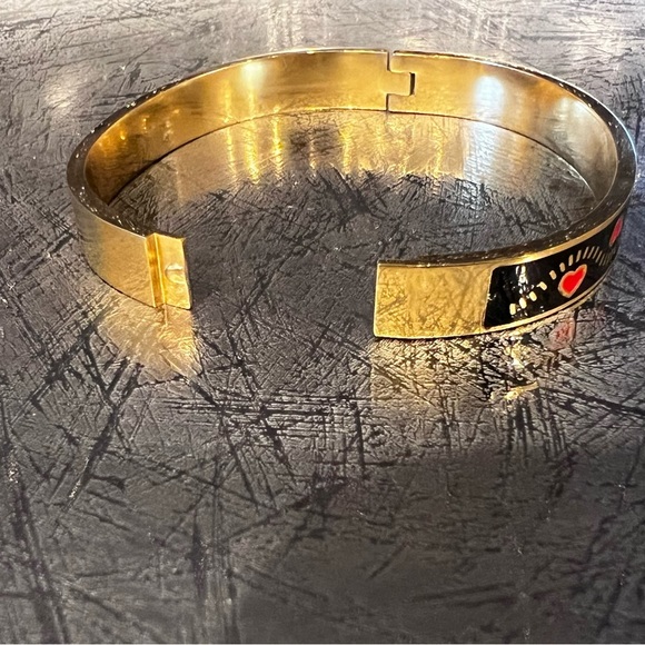 💎New Stainless Steel one Sides Heart Pattern Enamel Painted Bangle, Bracelet - Picture 6 of 8